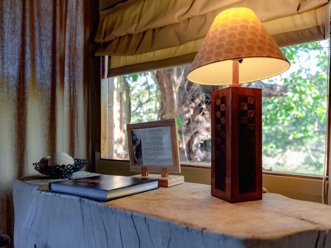 Banjaar Tola Kanha National Park - A Taj Safari Lodge Exteriör bild