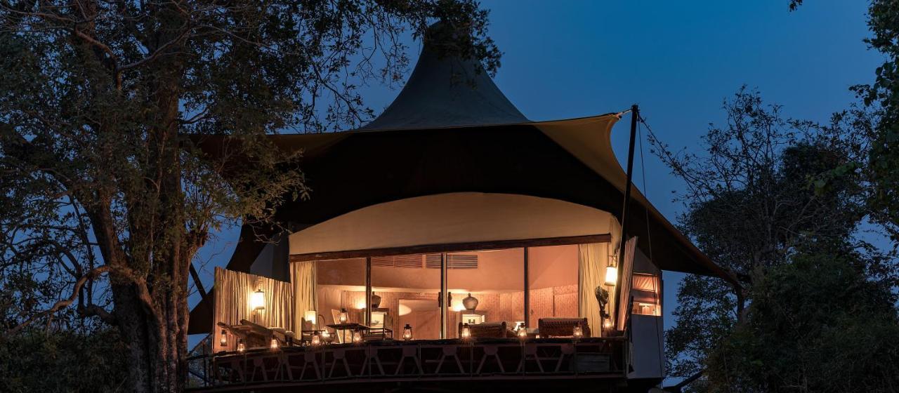 Banjaar Tola Kanha National Park - A Taj Safari Lodge Exteriör bild