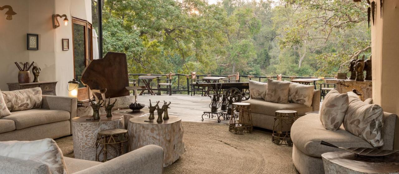 Banjaar Tola Kanha National Park - A Taj Safari Lodge Exteriör bild